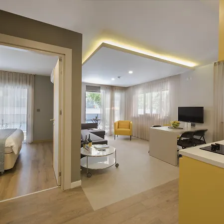 Trend Apartahotel