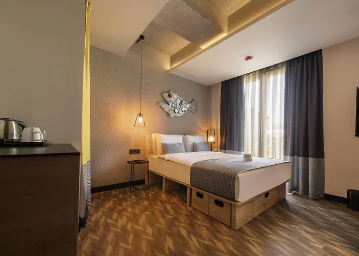 特伦德套房公寓 4* 安塔利亚